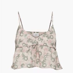✨ Wilfred Lover Camisole - Size Large ✨